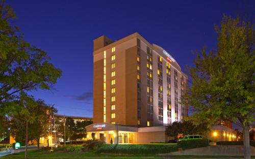 Courtyard by Marriott Alexandria Pentagon South - main image