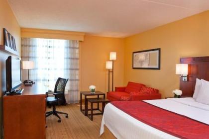 Courtyard by Marriott Alexandria Pentagon South - image 2