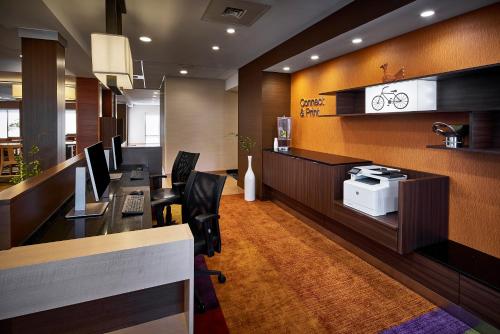 Fairfield Inn & Suites by Marriott AlexandriaVirginia - image 4