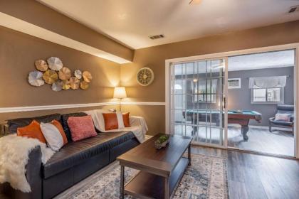 Charming 3BR House CozySuites Pool table Alexandria