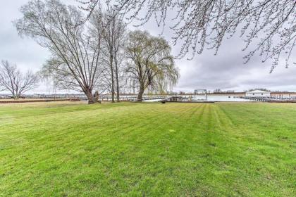 Waterfront Algonac House with Deck and Grill! - image 9