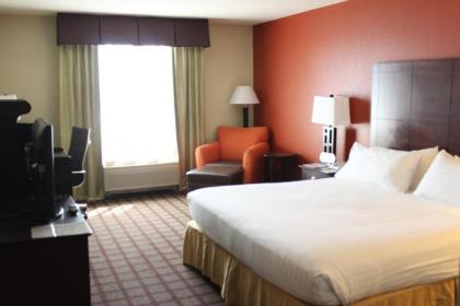 Holiday Inn Express Hotel & Suites Chicago-Algonquin an IHG Hotel - image 13