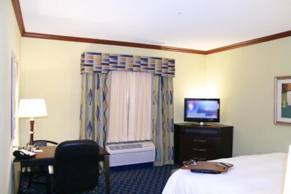 Hampton Inn Alice - image 17