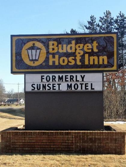 Budget Host Inn - image 15