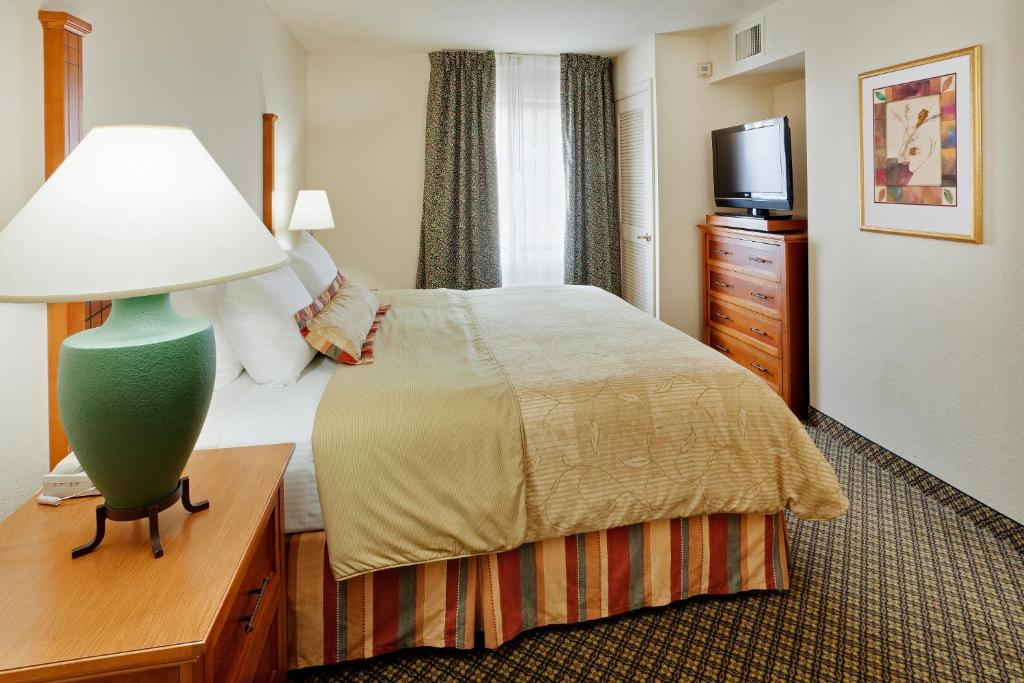 Staybridge Suites Allentown Airport Lehigh Valley an IHG Hotel - image 7