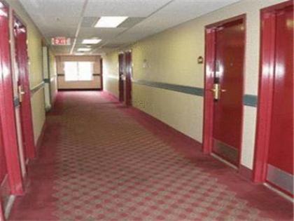 Scottish Inn & Suites-Allentown - image 10