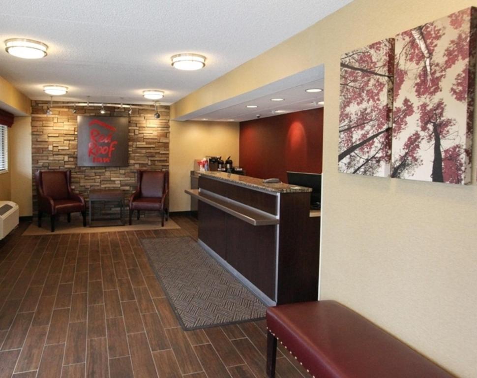 Red Roof Inn Allentown Airport - image 3