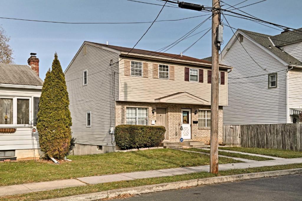 Cozy Allentown Townhouse 2 Mi to Hamilton District - image 4