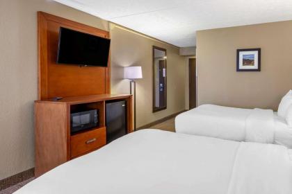 Comfort Inn Alliance - image 13