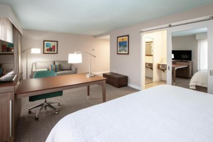 Hampton Inn & Suites-Alliance OH - image 7