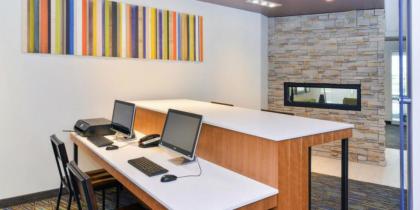 Holiday Inn Express - Alliance an IHG Hotel - image 3