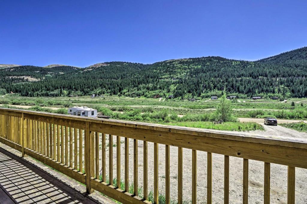 Alma Cabin with Mtn Views 4-Season Outdoor Fun! - image 2