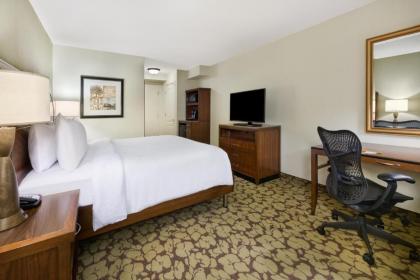 Hilton Garden Inn Atlanta North/Alpharetta - image 6