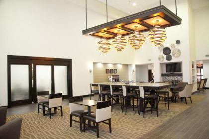 Hampton Inn & Suites Alpharetta-Windward - image 12