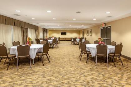 Country Inn & Suites by Radisson Alpharetta GA - image 12