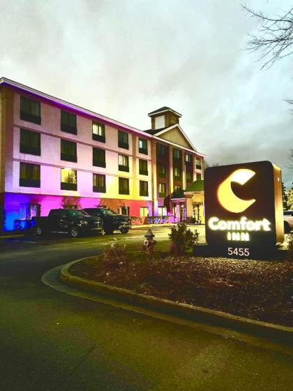 Comfort Inn Alpharetta-Atlanta North - image 1