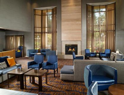 Courtyard by Marriott Atlanta Alpharetta - image 6