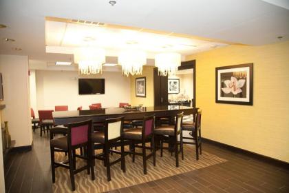 Hampton Inn Alpharetta/Roswell - image 6