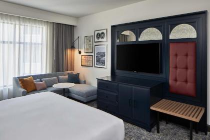 The Hamilton Alpharetta Curio Collection By Hilton - image 4