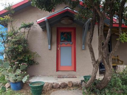 El Nopal Casita-Close to Sul Ross State University Alpine Texas