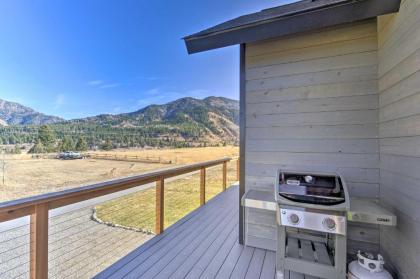 Alpine Hideaway with Panoramic Mountain Views! - image 7