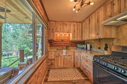 Alpine Adventures Log Cabin with Deck and Views! - image 7