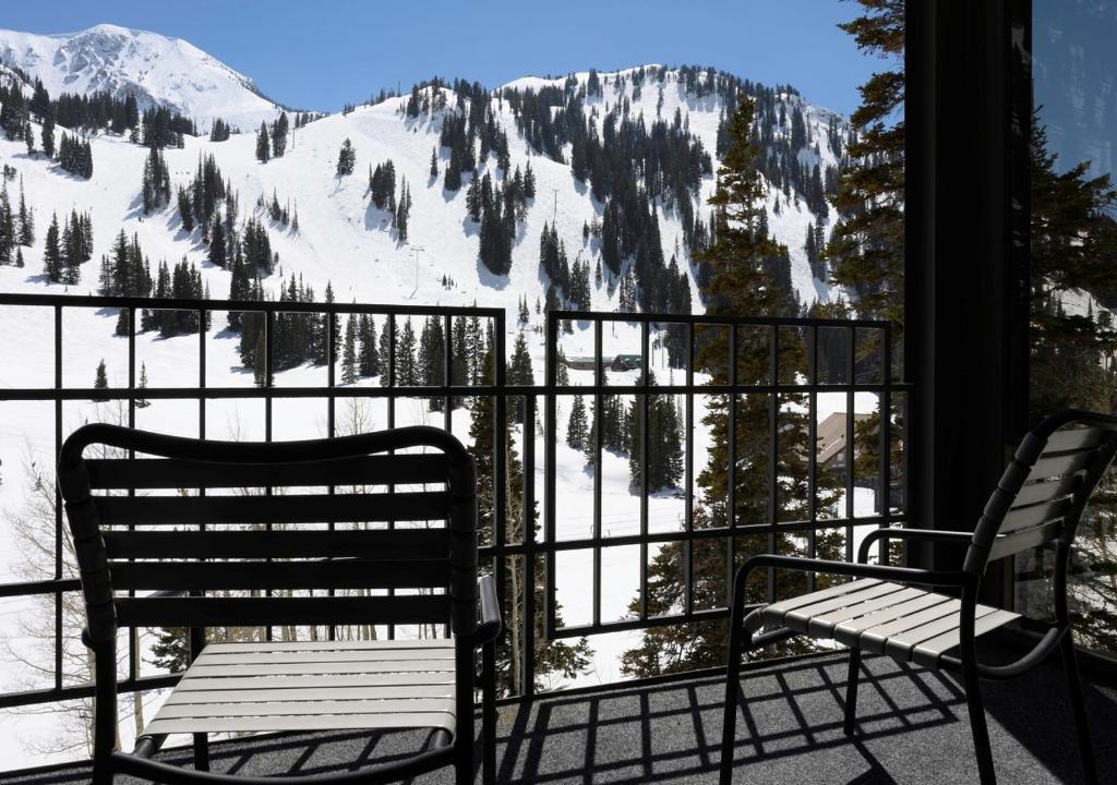 Alta Lodge - image 7