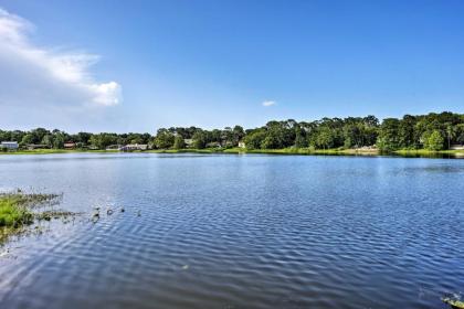 Altamonte Springs Home with Canoe on Lake Marion - image 15