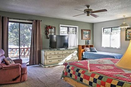 Rustic Alto Cabin with Hot Tub Deck and Fireplace! - image 12