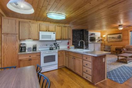 Ute Mountain Cabin - image 15