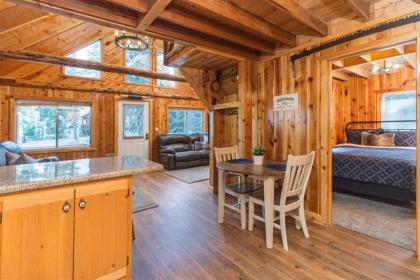 Duck Creek Cozy Cabin - image 13