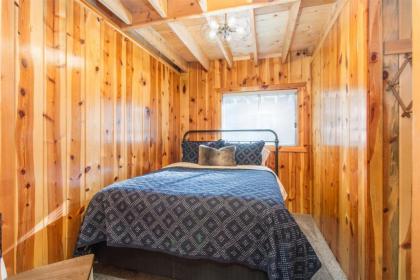 Duck Creek Cozy Cabin - image 15