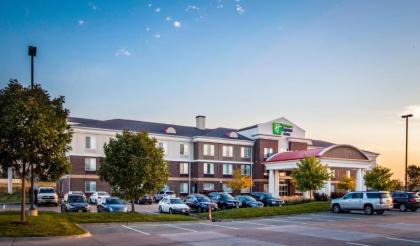 Holiday Inn Express Altoona Iowa