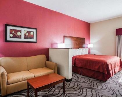 Quality Inn & Suites Altoona - Des Moines - image 9