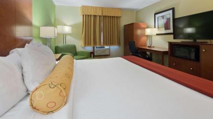 Best Western Plus Altoona Inn - image 13