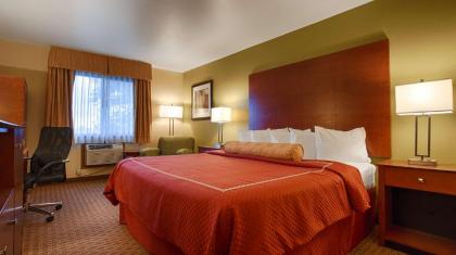 Best Western Plus Altoona Inn - image 15