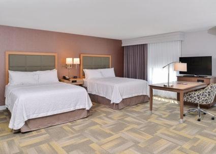 Hampton Inn and Suites Altoona-Des Moines by Hilton - image 5