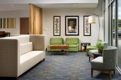 Holiday Inn Express & Suites by IHG Altoona an IHG Hotel - image 8