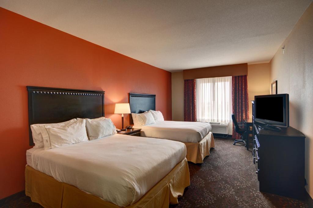 Holiday Inn Express Hotel and Suites Altus an IHG Hotel - image 6