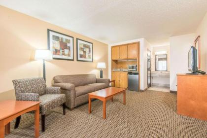 Days Inn by Wyndham Altus - image 4