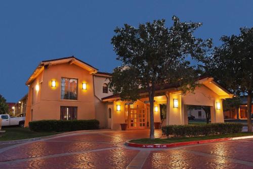 La Quinta Inn by Wyndham Amarillo Mid-City - image 2