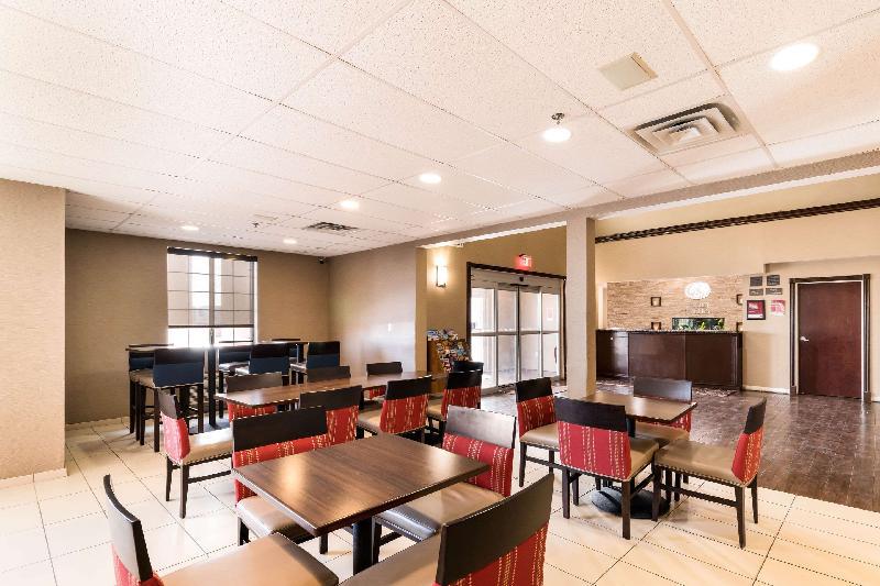 Comfort Suites Amarillo - image 3