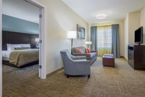 Staybridge Suites Amarillo Western Crossing an IHG Hotel - image 3