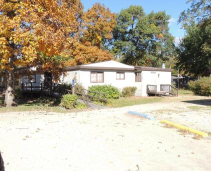 O'Connell's Yogi Bear Two-Bedroom Cottage 36