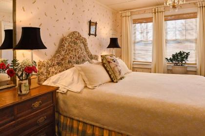 Hilltop House Bed & Breakfast - image 3