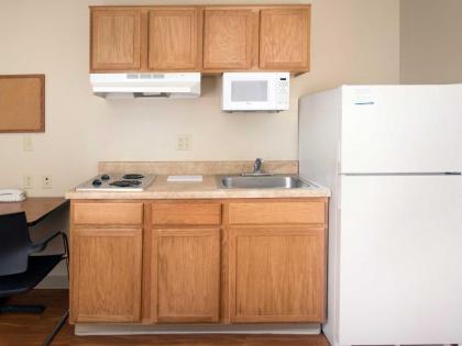 Woodspring Suites Provo American Fork - image 8