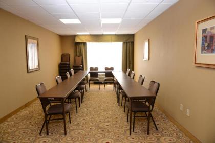 Hampton Inn Americus - image 14