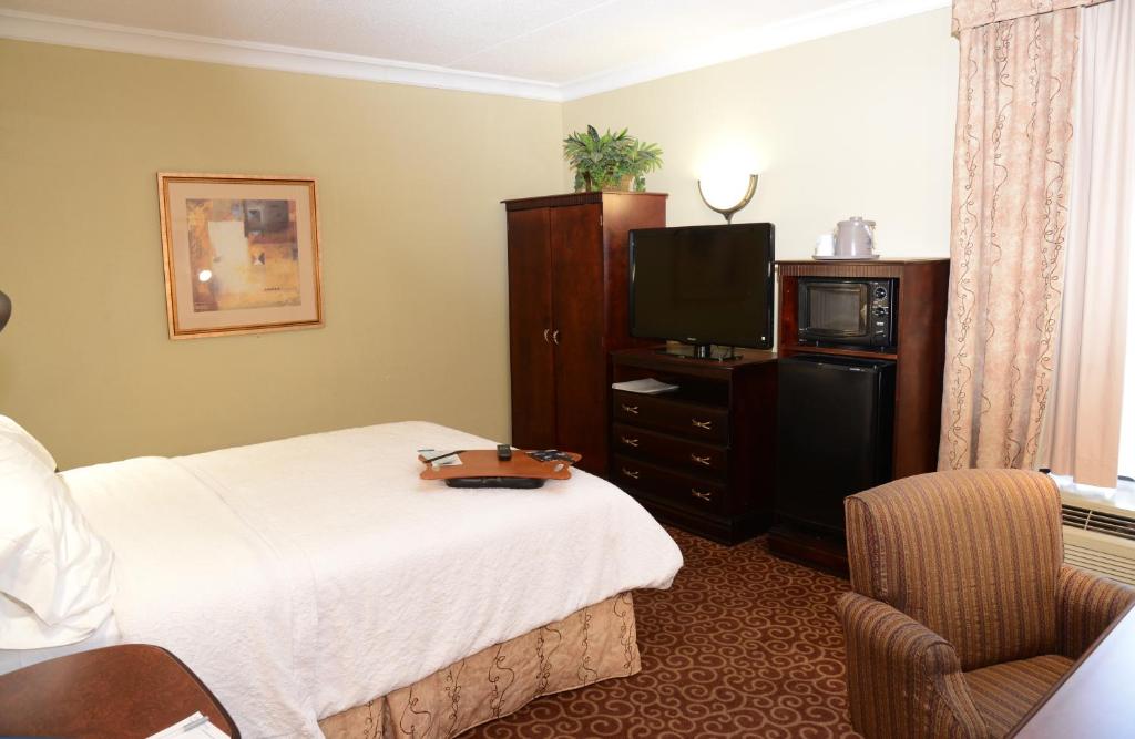 Hampton Inn Americus - image 3