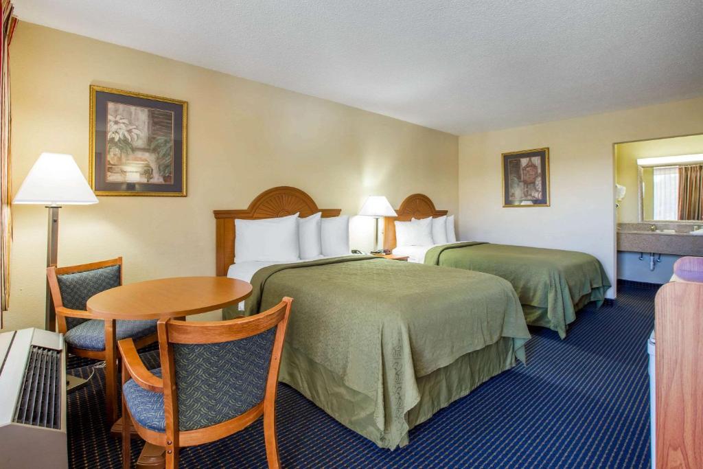 Quality Inn Americus - image 4