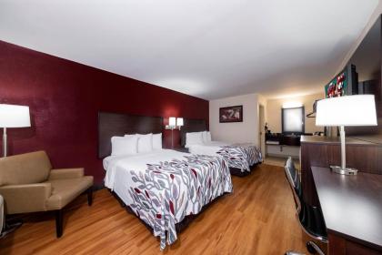 Red Roof Inn Ames - image 16